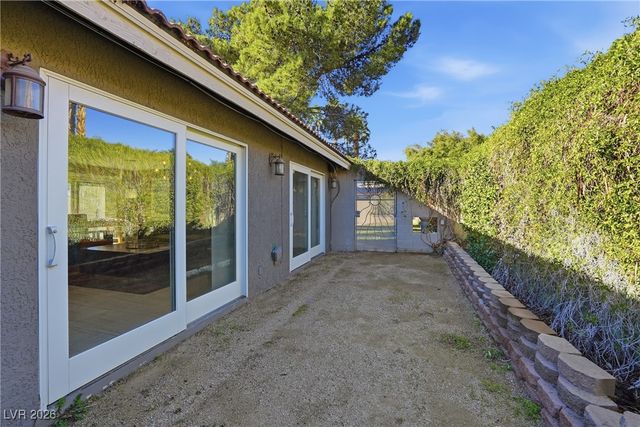 2650 Belcastro Street, Las Vegas, NV 89117