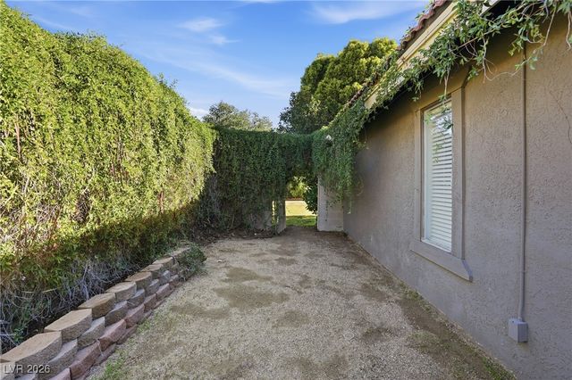 2650 Belcastro Street, Las Vegas, NV 89117