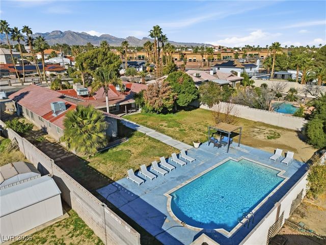 2650 Belcastro Street, Las Vegas, NV 89117