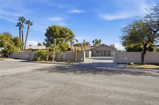 2650 Belcastro Street, Las Vegas, NV 89117