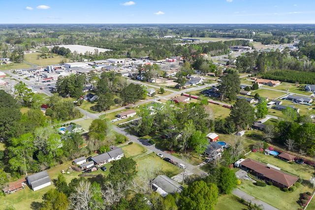 4650 Holly St., Loris, SC 29569
