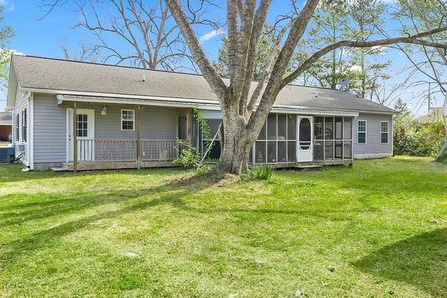4650 Holly St., Loris, SC 29569