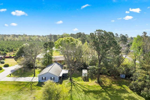 4650 Holly St., Loris, SC 29569