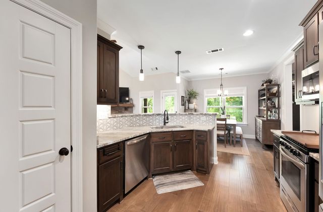 433 S CHINKAPIN DR, Atoka, TN 38004