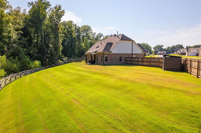 433 S CHINKAPIN DR, Atoka, TN 38004