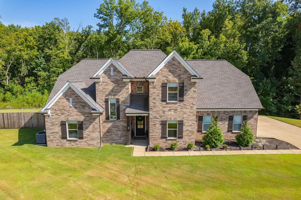 433 S CHINKAPIN DR, Atoka, TN 38004