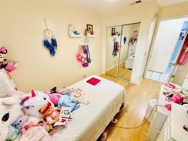 2416 WISHING WELL CIRCLE, Tampa, FL 33619