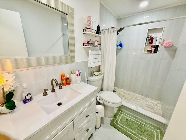 2416 WISHING WELL CIRCLE, Tampa, FL 33619