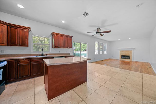 49 Kingsland Avenue, Shirley, NY 11967