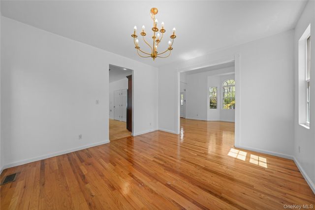 49 Kingsland Avenue, Shirley, NY 11967