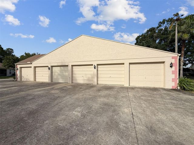 11403 VERSAILLES LANE E, Port Richey, FL 34668