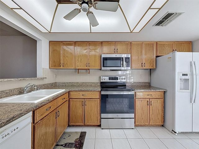 11403 VERSAILLES LANE E, Port Richey, FL 34668