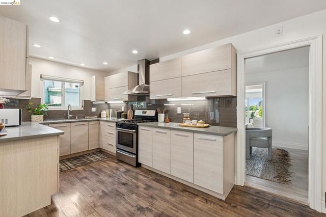 515 Vincente Ave, Berkeley, CA 94707