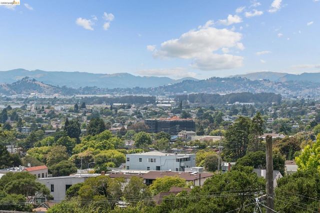 515 Vincente Ave, Berkeley, CA 94707