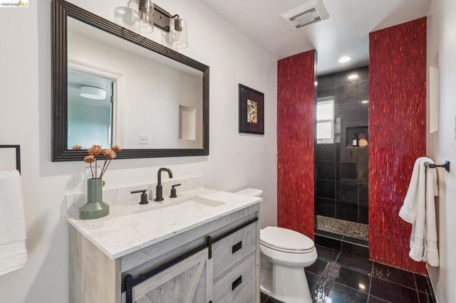 515 Vincente Ave, Berkeley, CA 94707