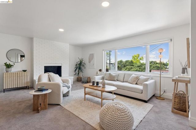 515 Vincente Ave, Berkeley, CA 94707