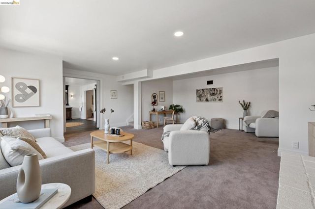 515 Vincente Ave, Berkeley, CA 94707