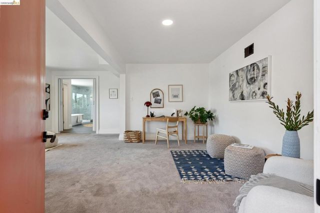 515 Vincente Ave, Berkeley, CA 94707