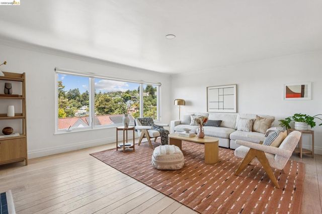 515 Vincente Ave, Berkeley, CA 94707