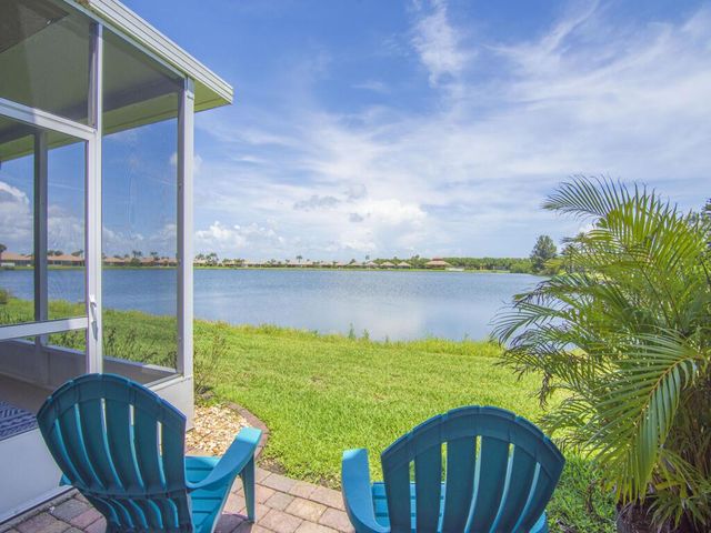 3206 S Lakeview Circle 1105, Fort Pierce, FL 34949