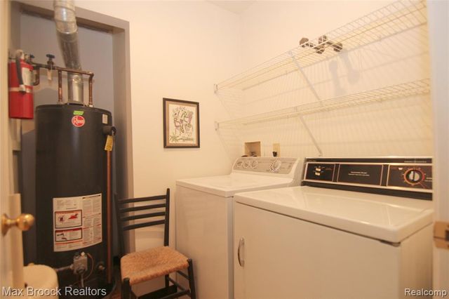 30594 Orchard Lake Road 50, Farmington Hills, MI 48334