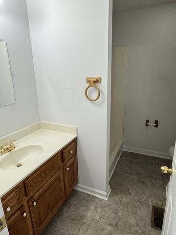 354 Spring Creek Rd, Lafayette, TN 37083