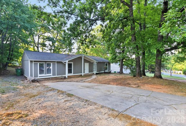 6300 Dwightware Boulevard, Charlotte, NC 28227