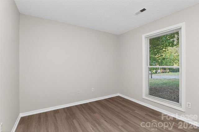 6300 Dwightware Boulevard, Charlotte, NC 28227