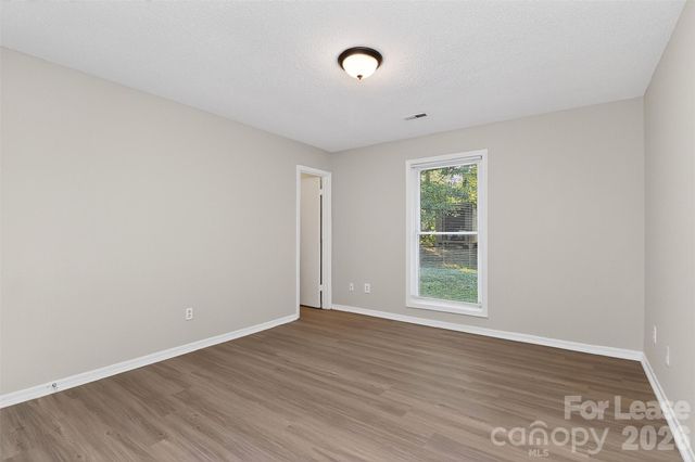 6300 Dwightware Boulevard, Charlotte, NC 28227