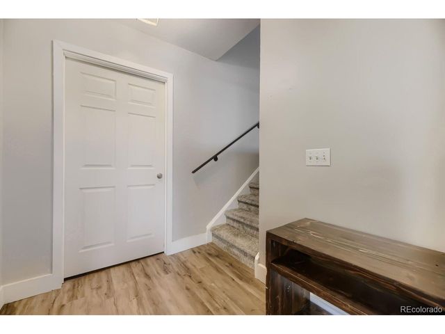 7056 W Rowland Ave, Littleton, CO 80128