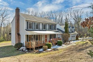 59 Davis Crossing Road, New Durham, NH 03855