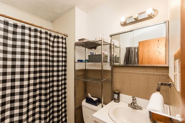 1415 Hartford Road, Manhattan, KS 66502