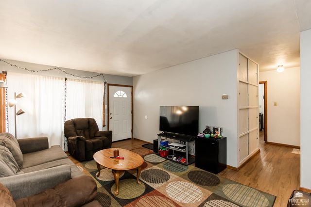 1415 Hartford Road, Manhattan, KS 66502