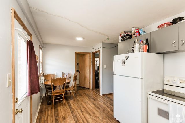 1415 Hartford Road, Manhattan, KS 66502