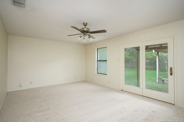 16923 Hidden Timber Wood, San Antonio, TX 78248