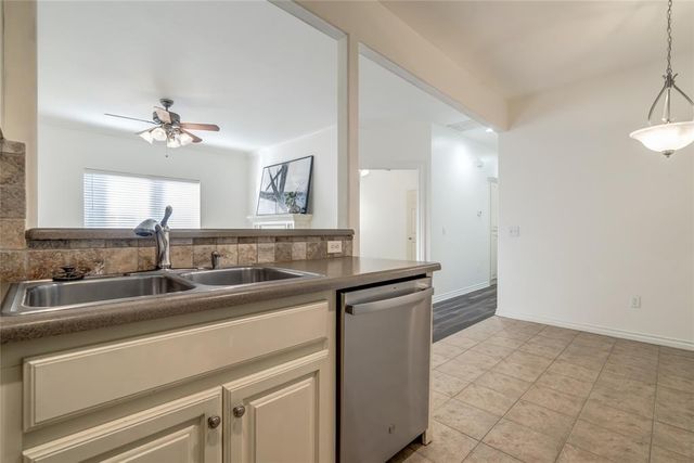 13818 Oxford Drive, Edmond, OK 73013