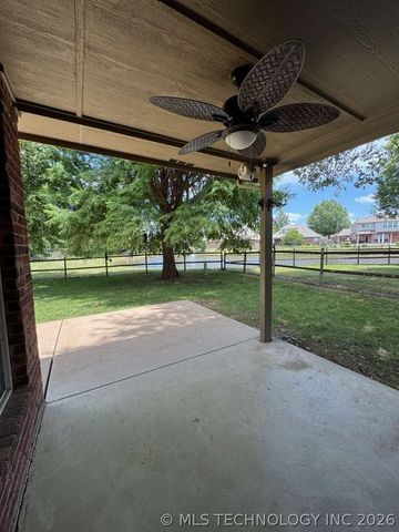 10407 N 143rd East Court, Owasso, OK 74055