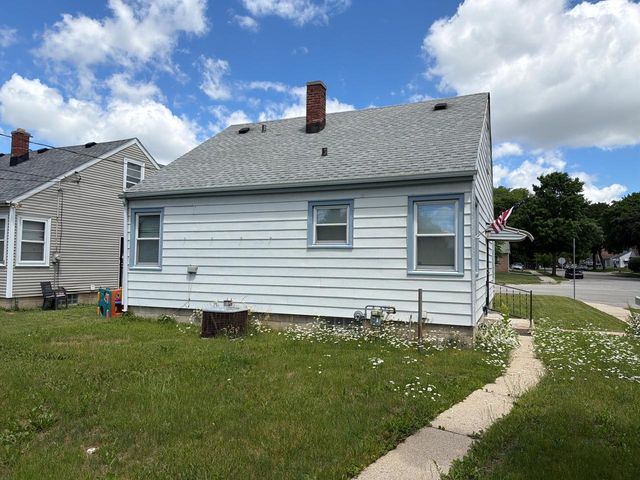 7203 W Hampton AVENUE, Milwaukee, WI 53218