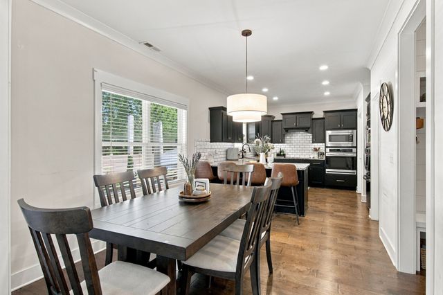 1206 Piper Glen Rd, Smyrna, TN 37167