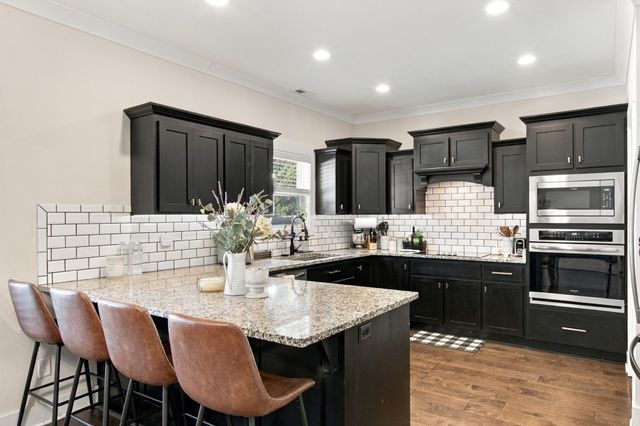 1206 Piper Glen Rd, Smyrna, TN 37167