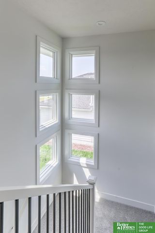 21120 Arlington Street, Elkhorn, NE 68022