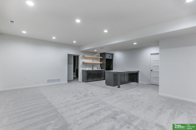 21120 Arlington Street, Elkhorn, NE 68022