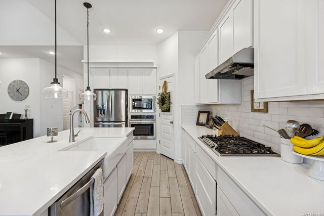 12260 Buckaroo Ranch, San Antonio, TX 78254