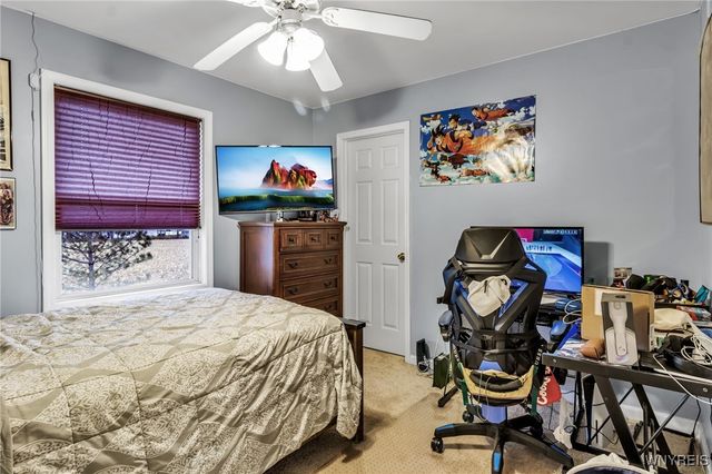 2524 Nicole Drive, Wheatfield, NY 14304