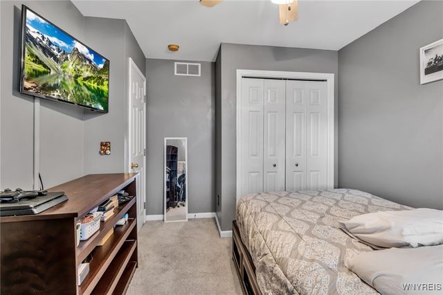 2524 Nicole Drive, Wheatfield, NY 14304