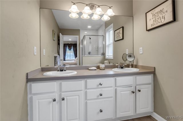 2524 Nicole Drive, Wheatfield, NY 14304