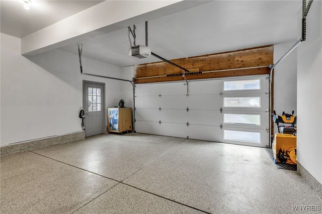 2524 Nicole Drive, Wheatfield, NY 14304