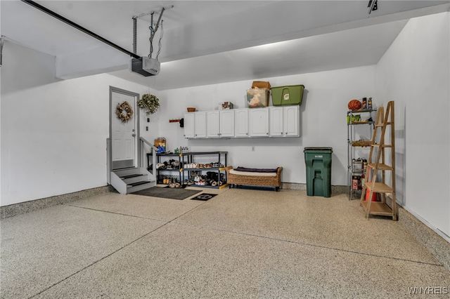 2524 Nicole Drive, Wheatfield, NY 14304