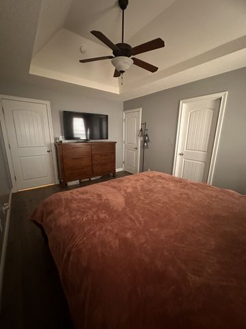 1072 Cindy Jo Ct, Clarksville, TN 37040