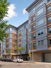 16 Miner 501, Boston, MA 02215